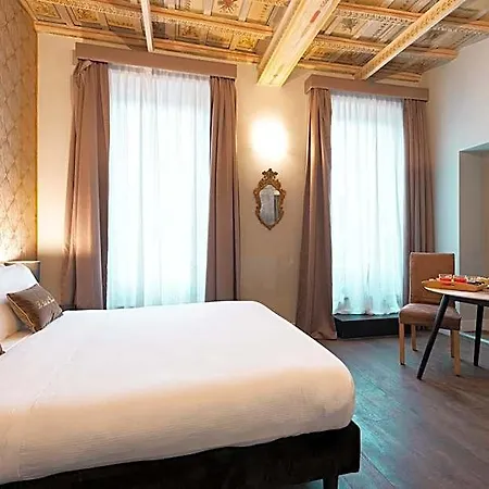 Le Del Barone Rome