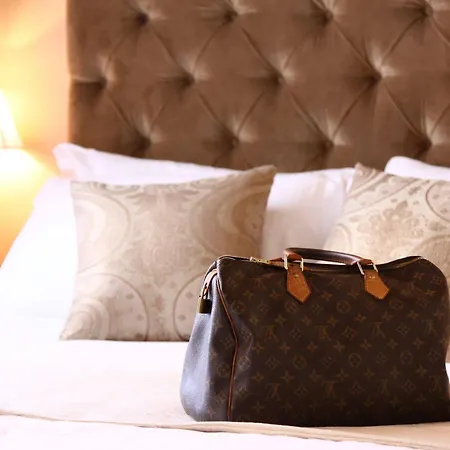 Couette-café Le Del Barone 4*